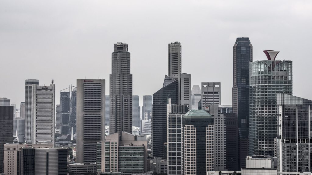 How to Choose a Reliable Real Estate Company in Bangladesh: Expert Criteria, Legal Checks & Investment Insights